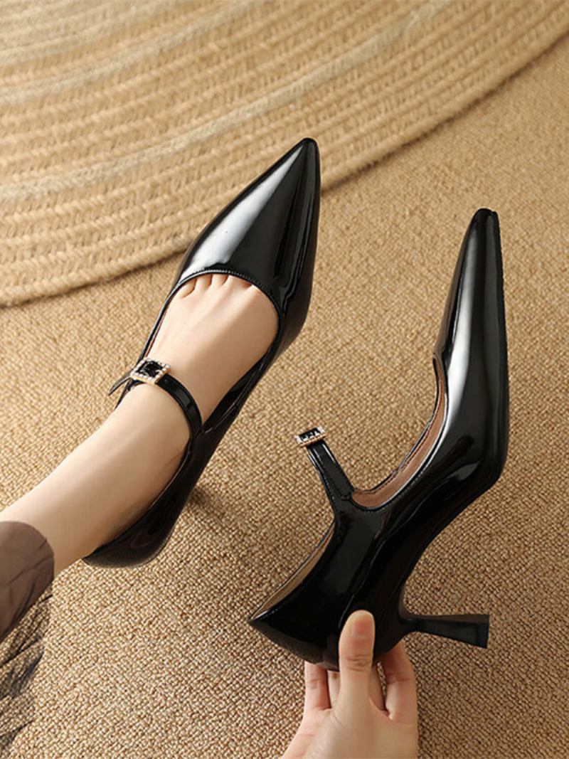 Sapatos Femininos Vintage Couro Envernizado Cor Vinho Bico Fino - Preto