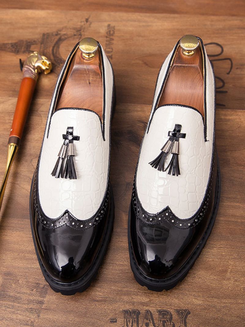Mocassins Masculinos Preto E Branco Com Ponta Asa Taseel Slip-on Sapatos Formais Festa Baile - Branco